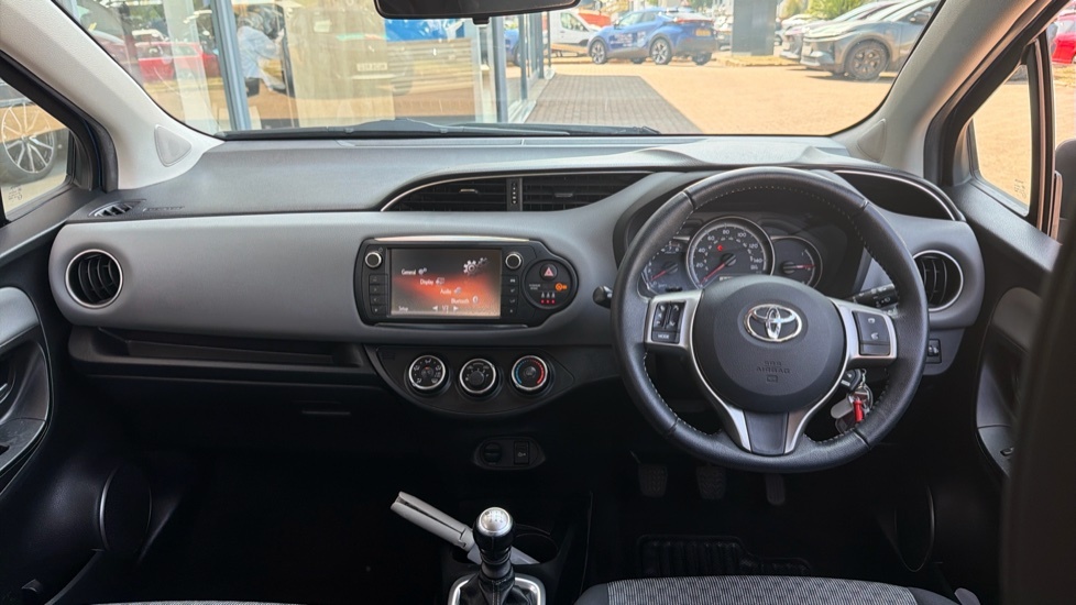 Toyota Yaris Icon Blue #6