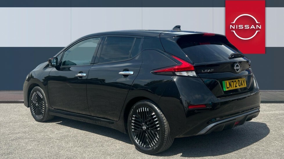 Nissan Leaf Tekna Black #2