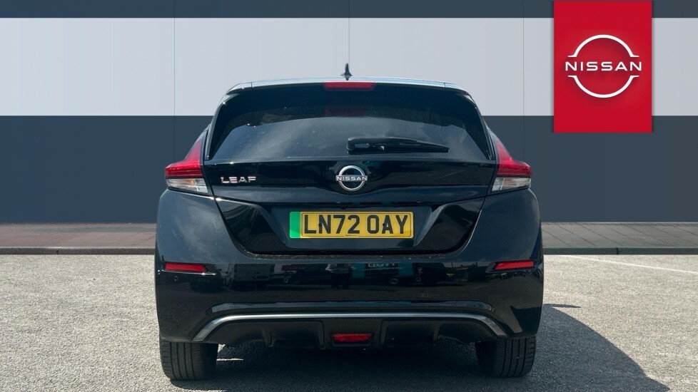 Nissan Leaf Tekna Black #6
