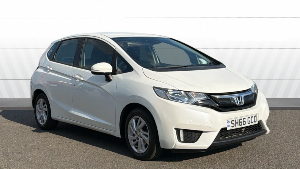 Honda Jazz Se Navi White