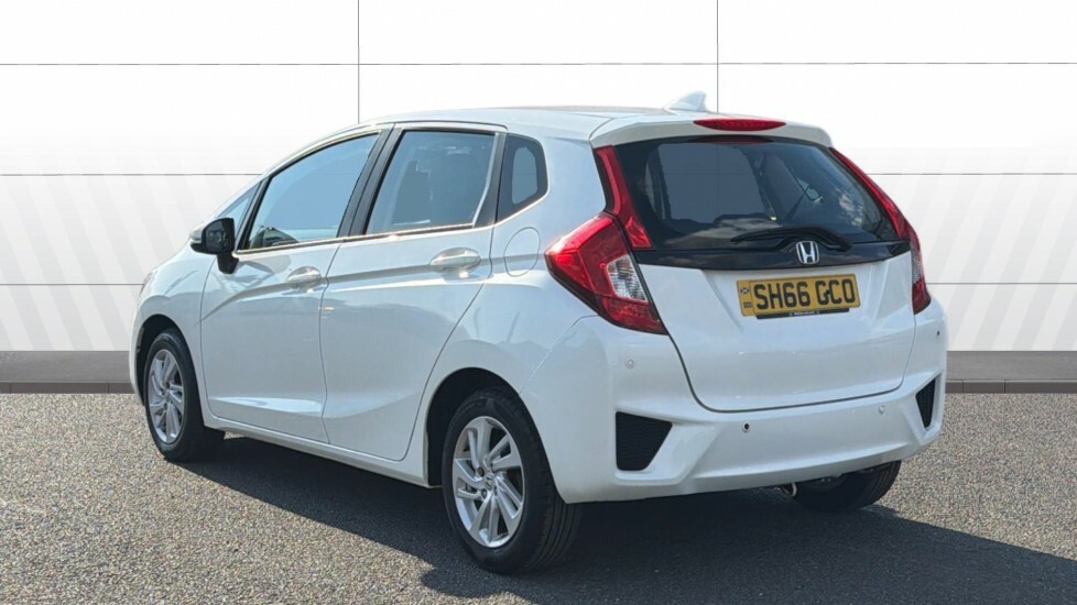 Honda Jazz Se Navi White #2