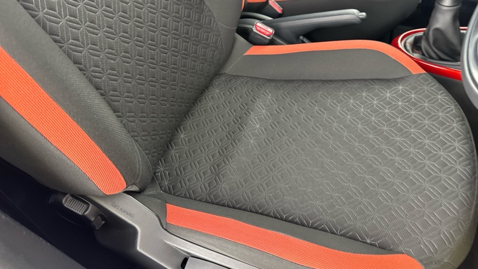 Toyota Aygo X Air Edition Blue #17