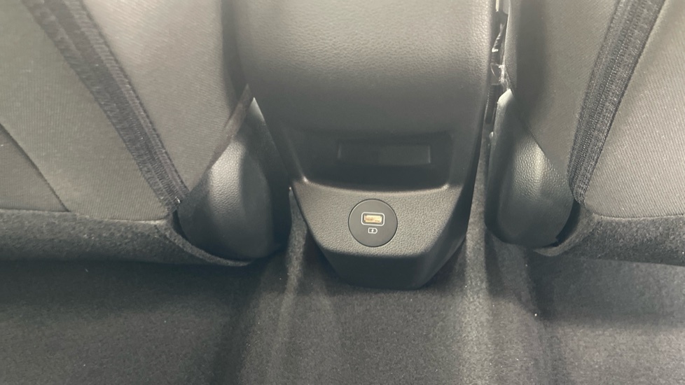 Hyundai I20 T-gdi Se Connect Mhev White #27