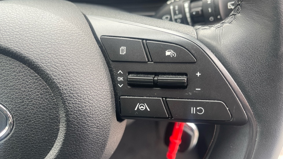 Hyundai I20 T-gdi Se Connect Mhev White #31