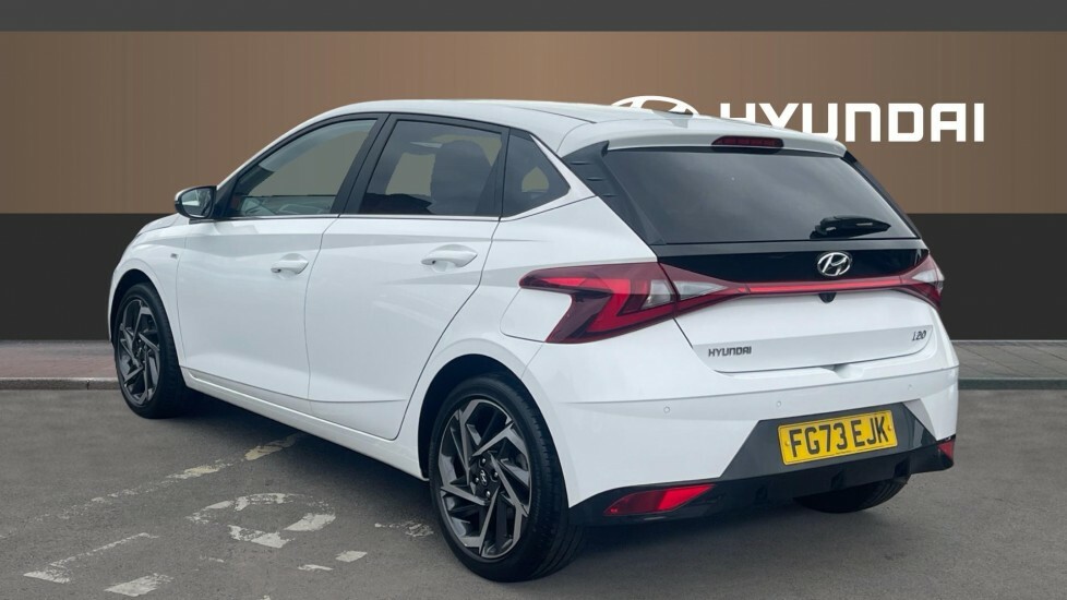 Hyundai I20 Premium White #2