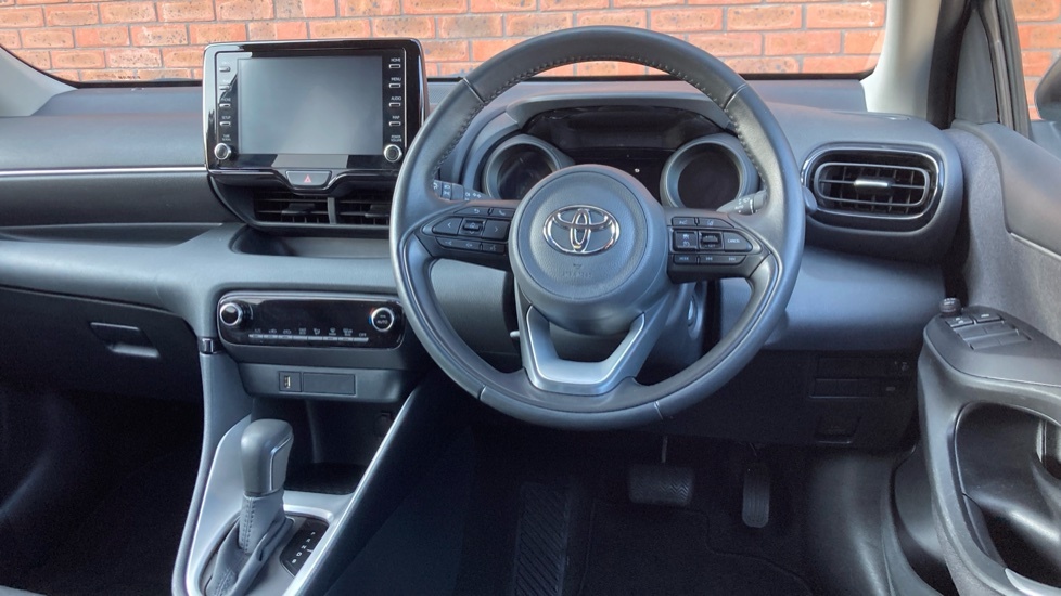 Toyota Yaris Design KS23GZC Silver #6
