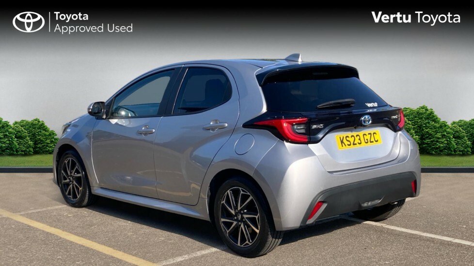 Toyota Yaris Design KS23GZC Silver #4
