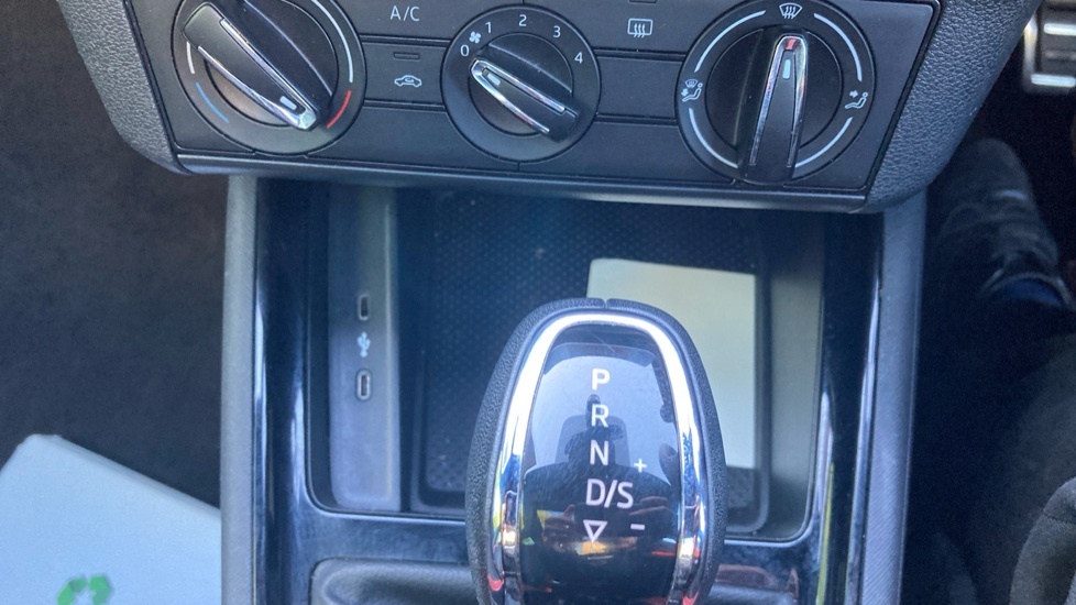 Skoda Kamiq 1.5 Tsi Se L Executive Dsg Silver #28