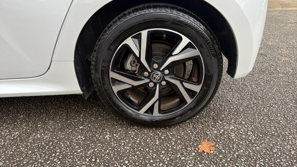 Toyota Yaris 1.5 Hybrid Excel Cvt Brown #33