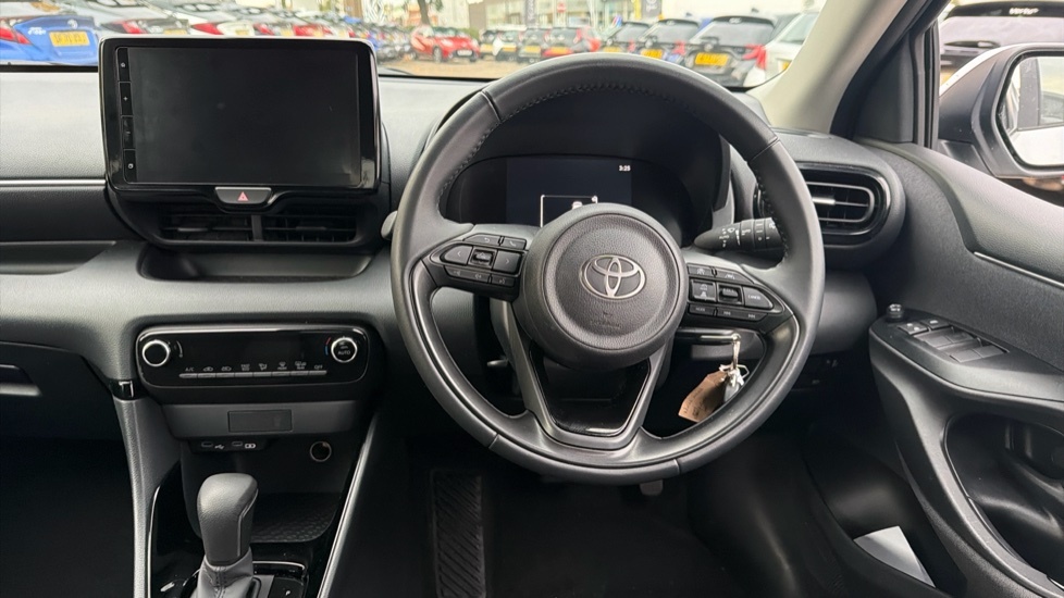 Toyota Yaris 1.5 Hybrid Excel Cvt Brown #8
