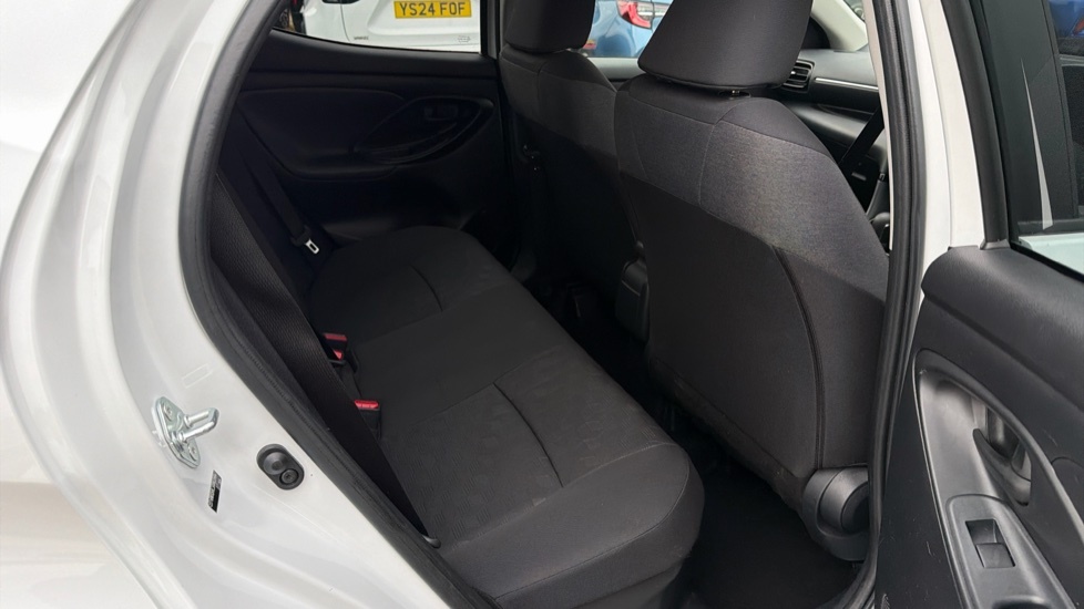 Toyota Yaris 1.5 Hybrid Excel Cvt Brown #12