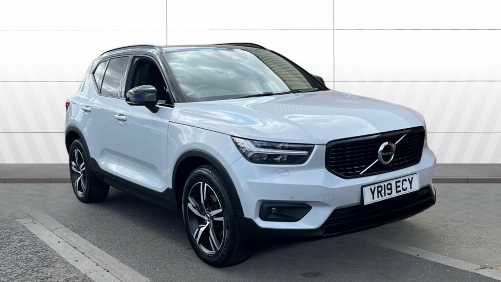 Volvo XC40 R Design Silver