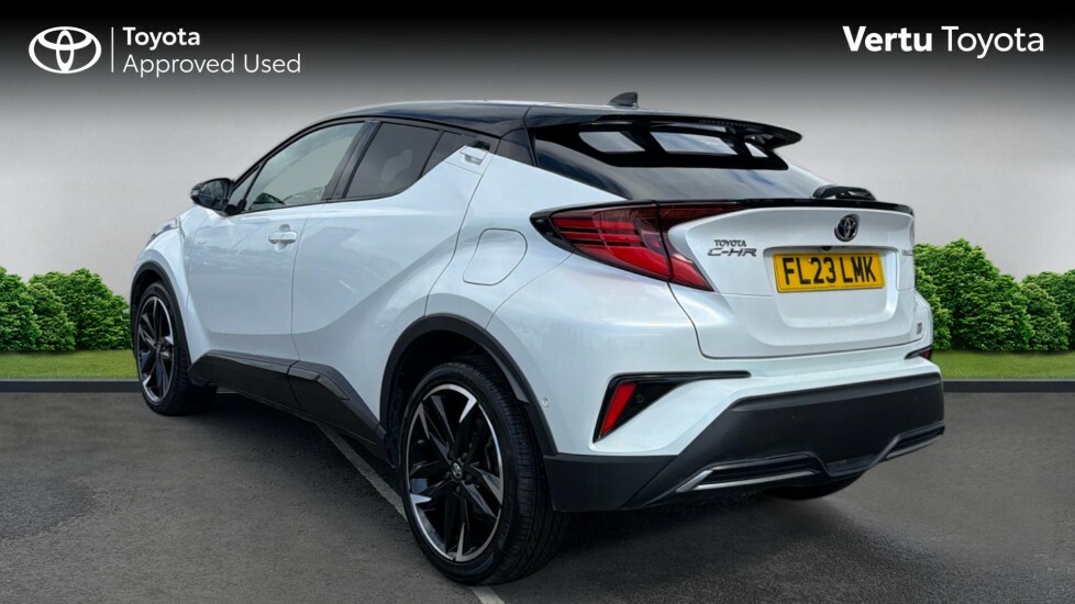 Toyota C-Hr Gr Sport FL23LMK White #4