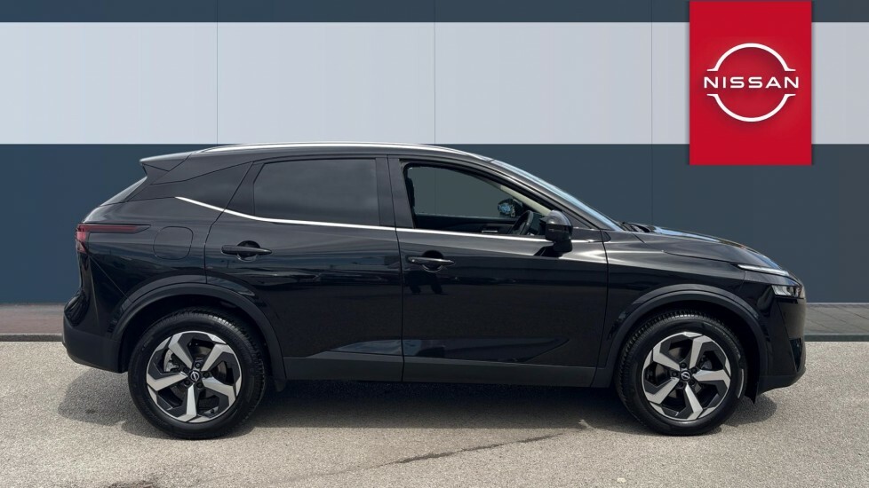 Nissan Qashqai N-connecta HG73XHY Black #5
