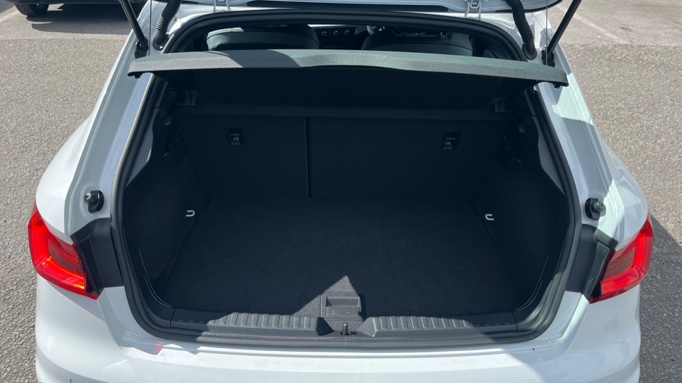 Audi A1 S Line RE69ZYV White #4