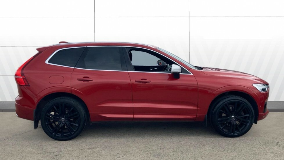 Volvo XC60 R Design Pro Red #5