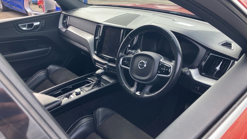 Volvo XC60 2.0 T8 Twin Engine Inscription Pro Awd 402 Bhp Silver #11