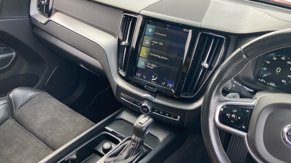 Volvo XC60 2.0 T8 Twin Engine Inscription Pro Awd 402 Bhp Silver #14
