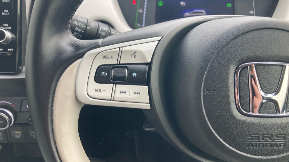 Honda Jazz 1.5 I-mmd Hybrid Ex Ecvt Black #25