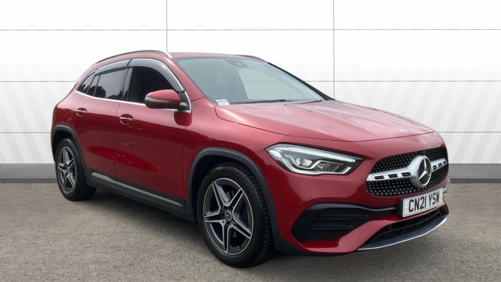 Mercedes-Benz GLA Class Amg Line Red