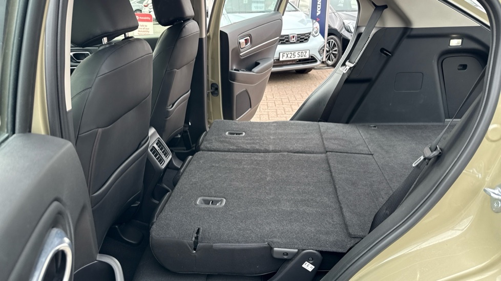Honda Hr-V Honda Hr-v 1.5 Ehev Advance Style Cvt Hatchbac White #23