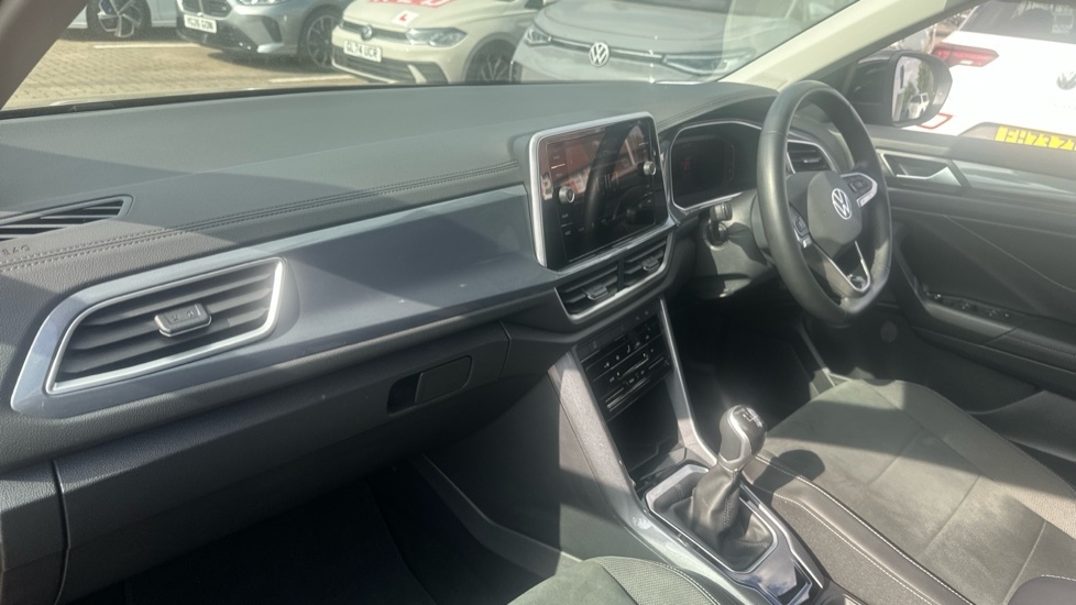 Volkswagen T-Roc Style Black #2