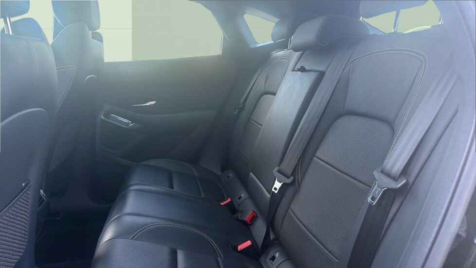 Jaguar E-Pace R-dynamic S Black #4