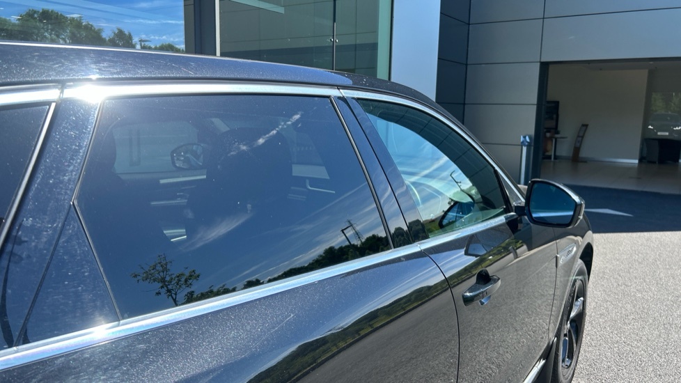 Jaguar F-Pace P250i R-dynamic S Awd 250 1 Owner, Fsh And Just Blue #23