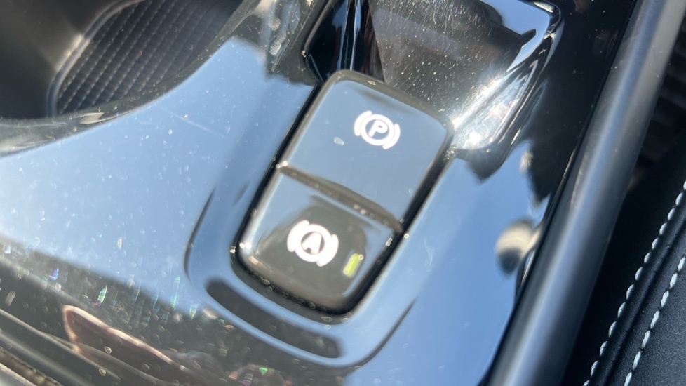 Volvo XC40 Ultimate, B4 Mild Hybrid, Dark Silver #27