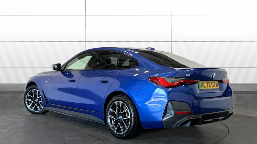 BMW i4 M Sport NL72UFW Blue #2