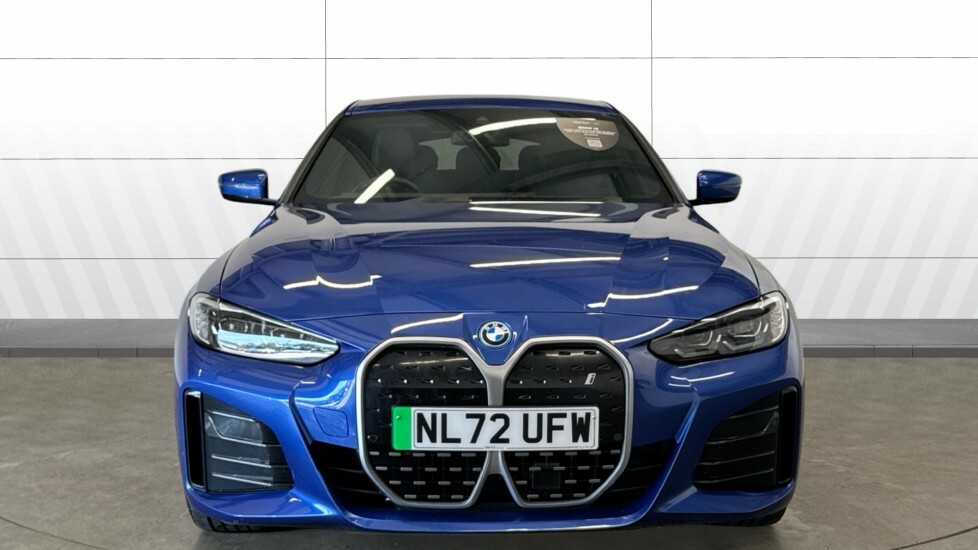 BMW i4 M Sport NL72UFW Blue #3