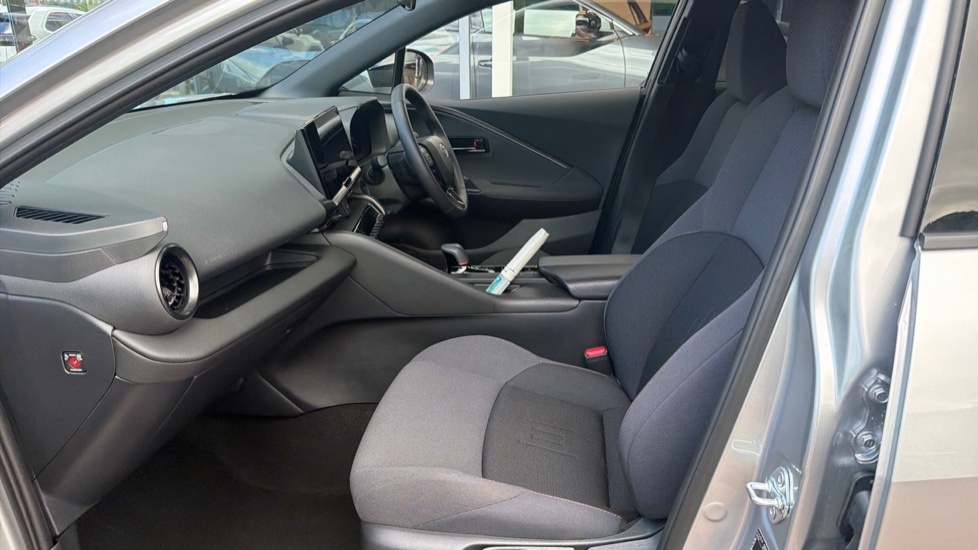 Toyota C-Hr Design FL75POH Silver #5