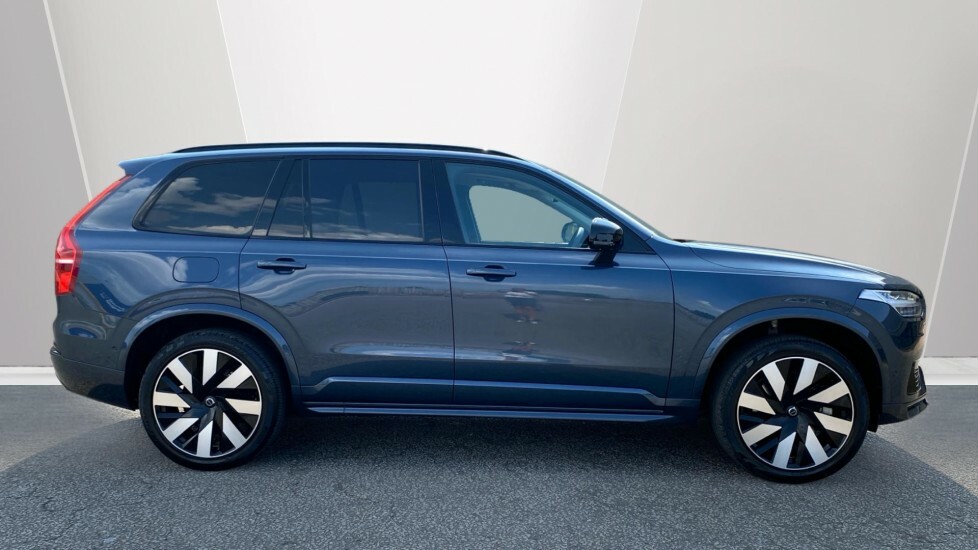 Volvo XC90 Ultimate Blue #3