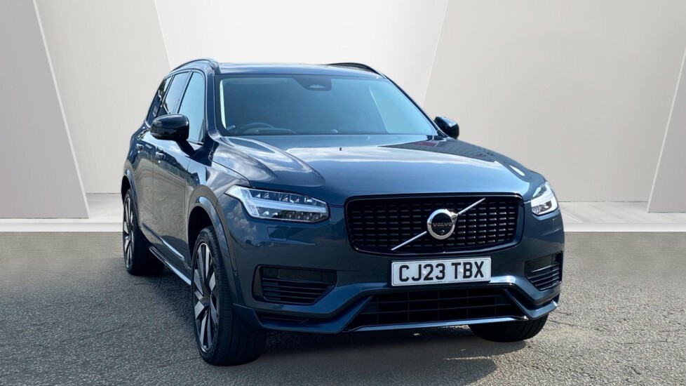 Volvo XC90 Ultimate Blue