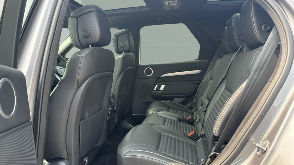 Land Rover Discovery Dynamic Hse Grey #4