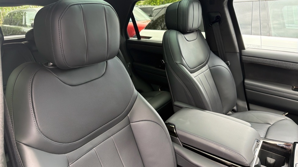 Land Rover Range Rover Sport 3.0 P460e Dynamic Se Blue #39