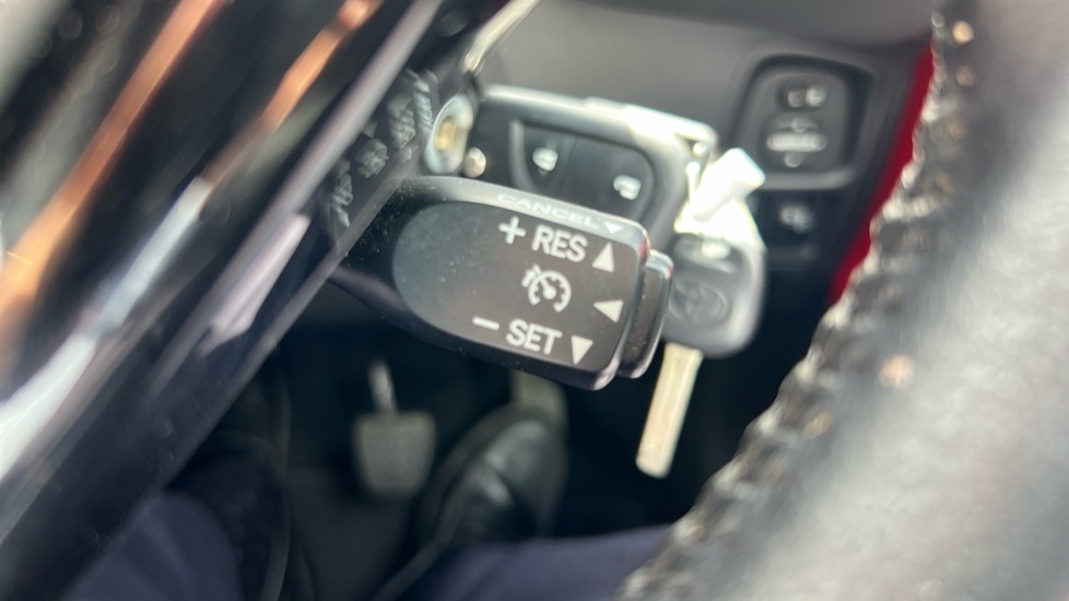 Toyota Aygo X Vvt-i X-trend Tss Red #32