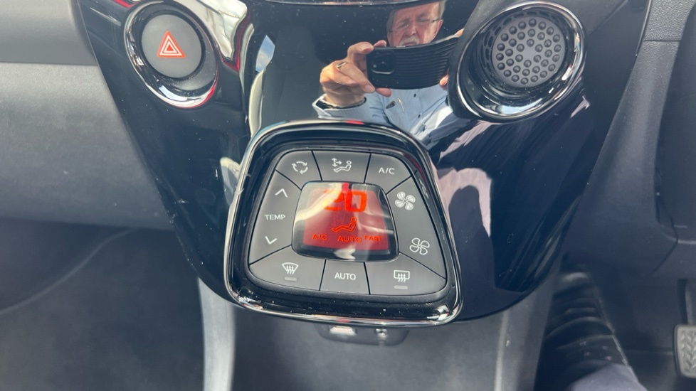 Toyota Aygo X Vvt-i X-trend Tss Red #25
