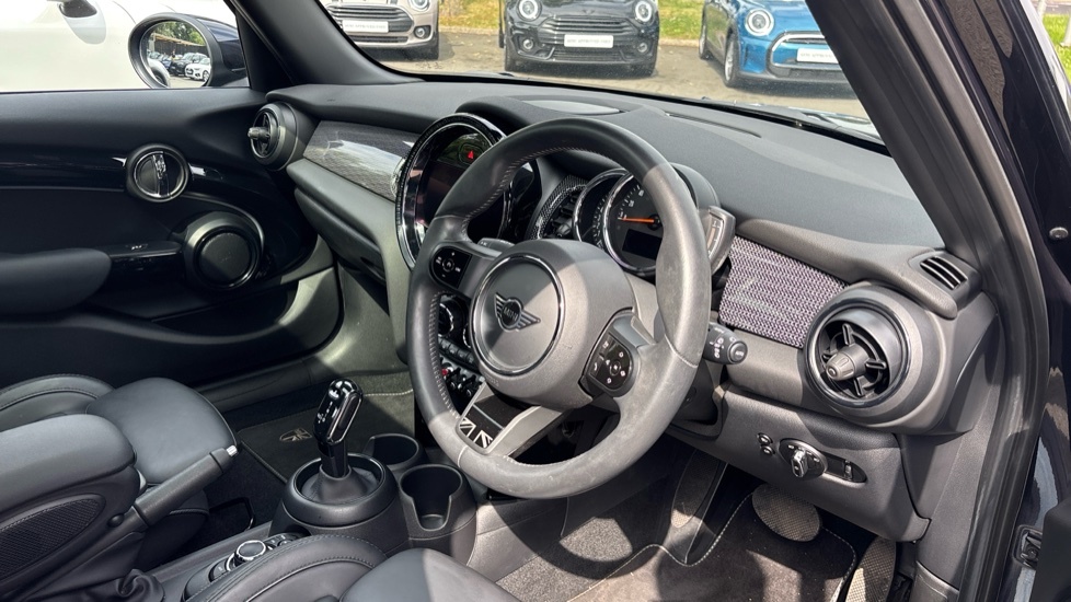 Mini Hatch Cooper Exclusive NV72YBB Black #6