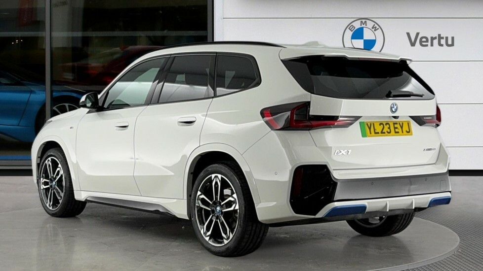 BMW iX1 M Sport White #2