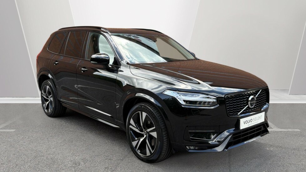 Volvo XC90 Plus Black