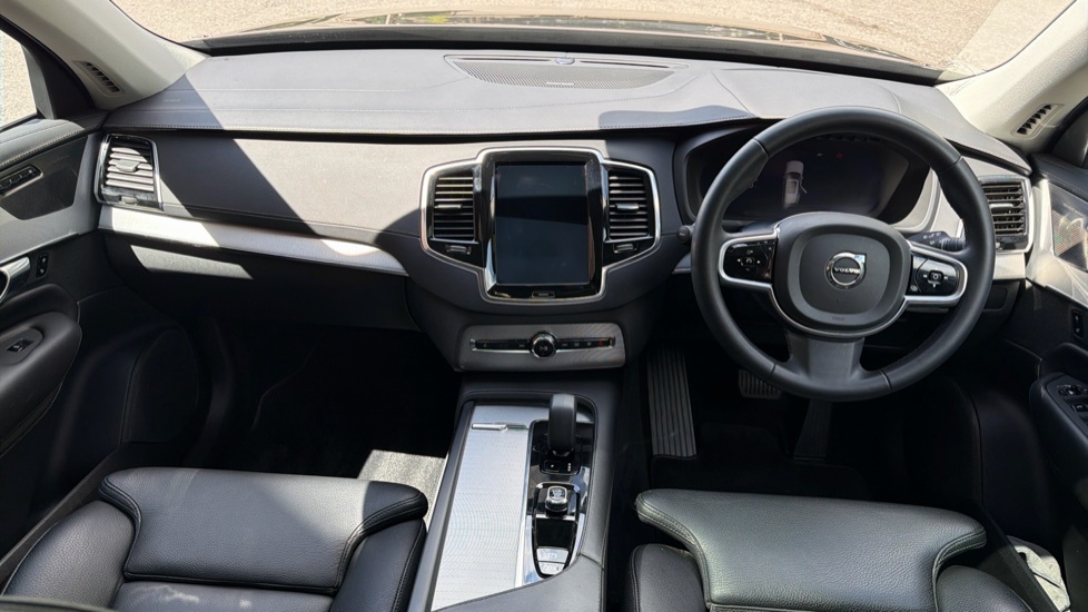Volvo XC90 Plus Black #5