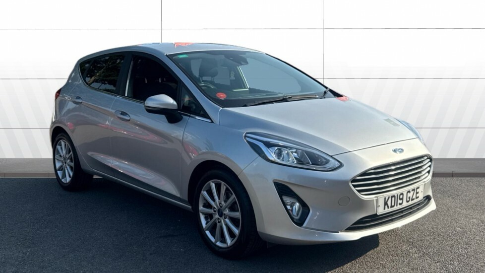 Ford Fiesta Titanium Silver