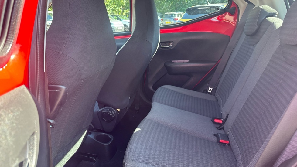 Toyota Aygo X Aygo X-press Vvt-i Cvt Grey #16