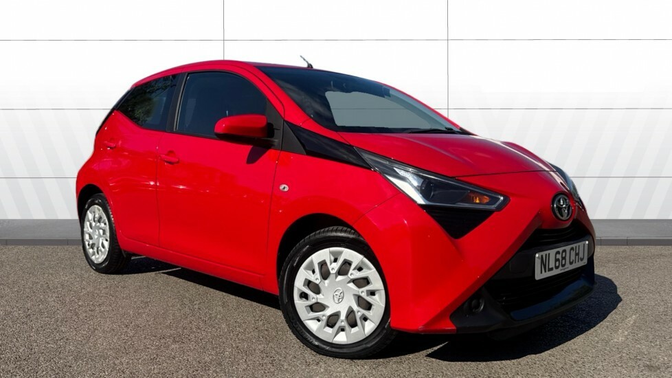 Toyota Aygo X Aygo X-press Vvt-i Cvt Grey #1