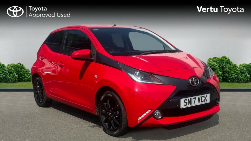 Toyota Aygo X X-style Red