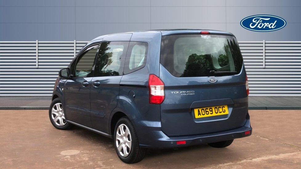 Ford Tourneo Courier Zetec Blue #2