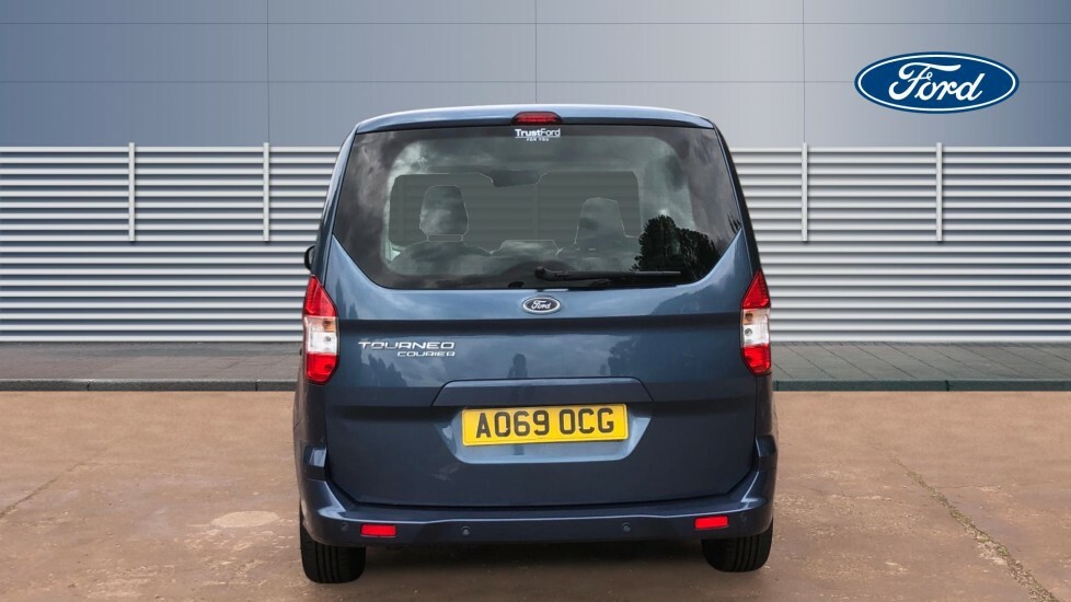 Ford Tourneo Courier Zetec Blue #6