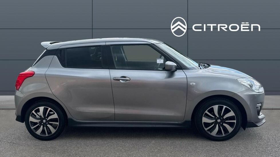 Suzuki Swift Attitude Silver #5