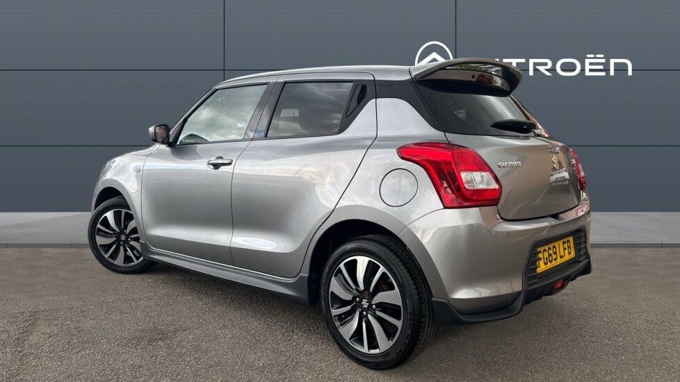 Suzuki Swift Attitude Silver #2